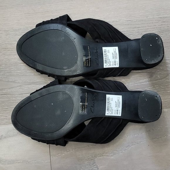 Clarks Amali shoes sandals 9.5 black suede - Picture 3 of 5